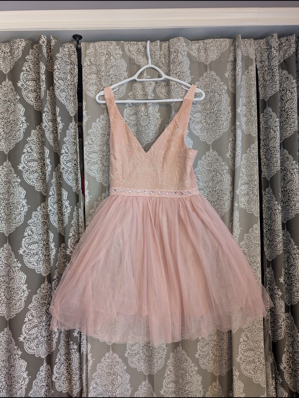 Sleeveless Pink Tulle Mini Dress with Embellished Waist